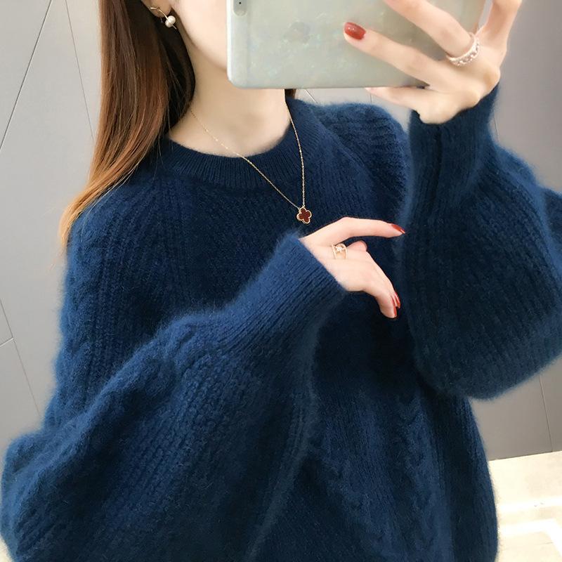 Autumn and Winter New Soft Waxy Loose and Thin Knitted Sweater Bottoming Top Women's Solid Color Lazy Round Neck Pullover Sweater Inside