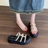 2025 rivet flat-bottomed cool slippers women's lazy slippers women's soft-soled simple thin straps one-word open-toed women's shoes
