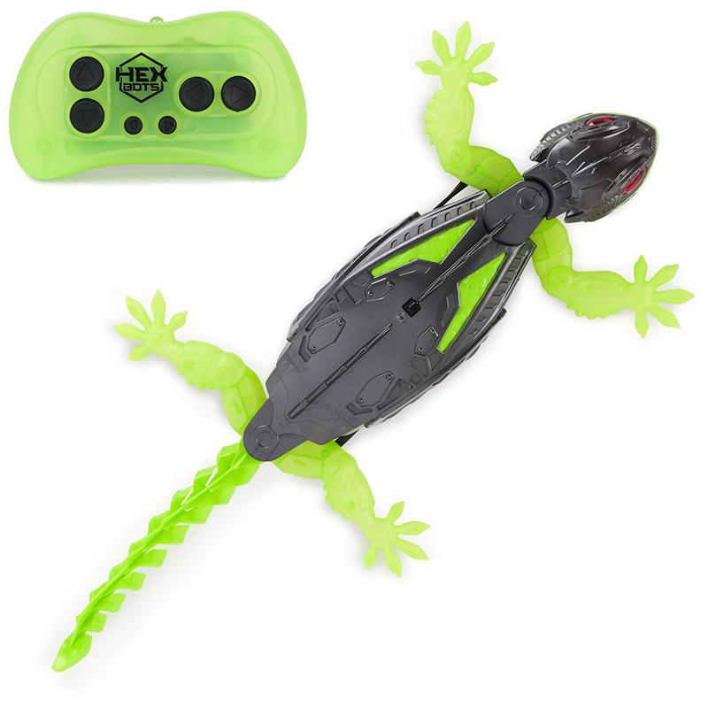 Wall Climbing Remote Control Chameleon, Remote Control Robot Kids Toys, 360° Rotating RC Stunt Car with Light