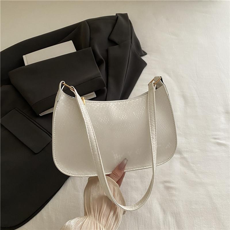 This year's popular bag women's 2025 new trendy fashion Korean version portable small square bag foreign gas snake pattern shoulder armpit bag