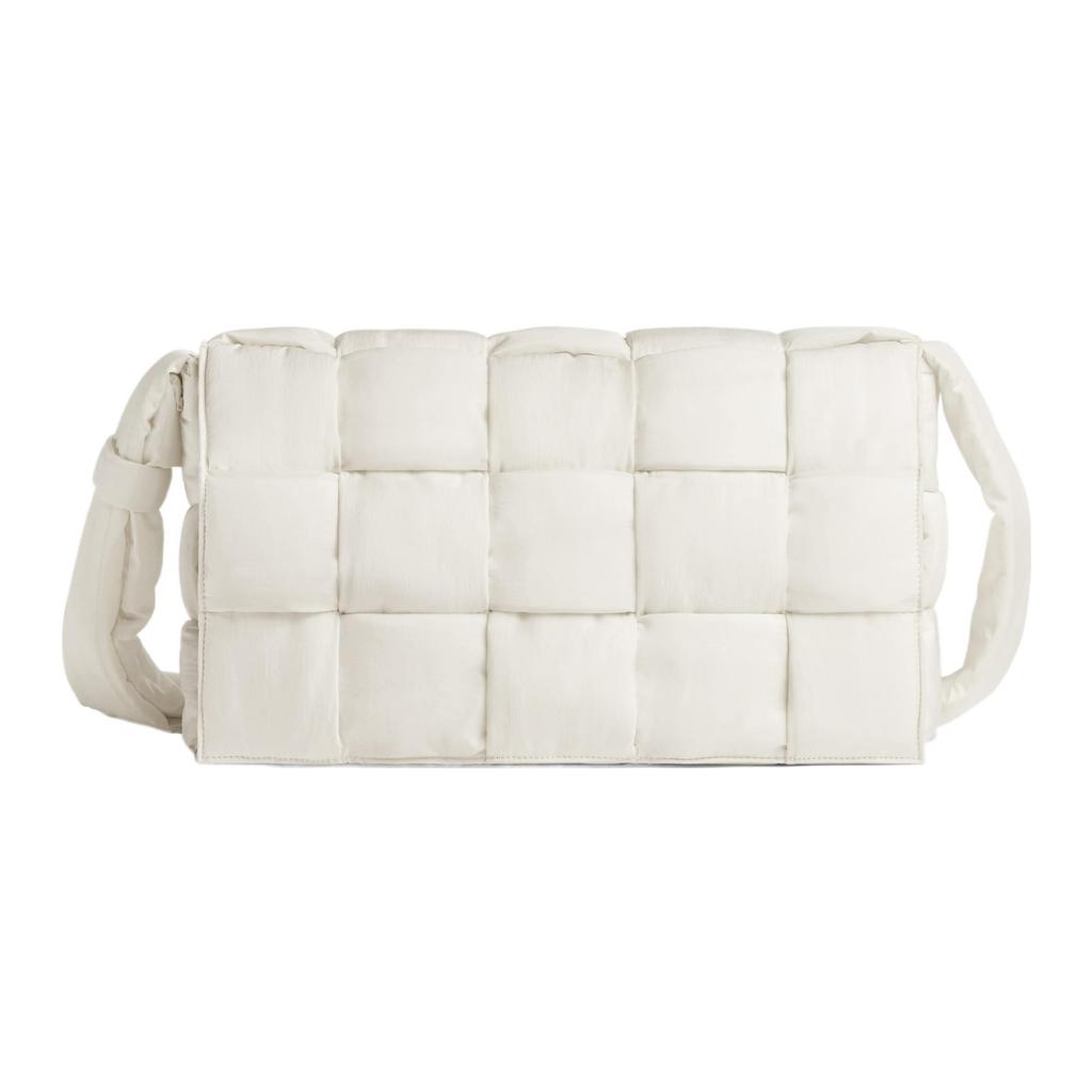 Bottega Veneta Padded Tech Cassette Shoulder Bags 690133VBO819007