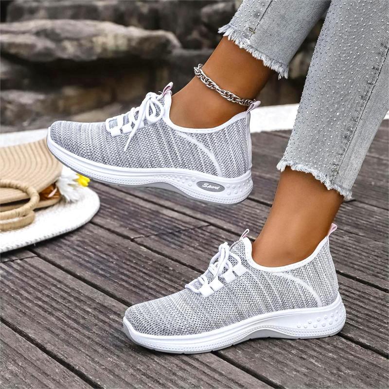 Modische, lässige Schnür-Sneaker aus atmungsaktivem Mesh für Damen, Sommer 2025, runde Zehenpartie, Keilabsatz, bequeme Sportschuhe mit weicher Sohle, Laufschuhe