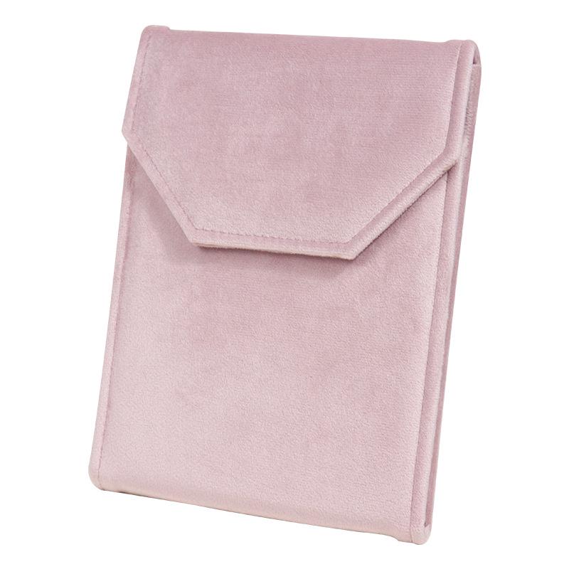 

Бархатная сумка для ожерелий на кнопках с жемчужной подвеской и местом для хранения цепочки свитера