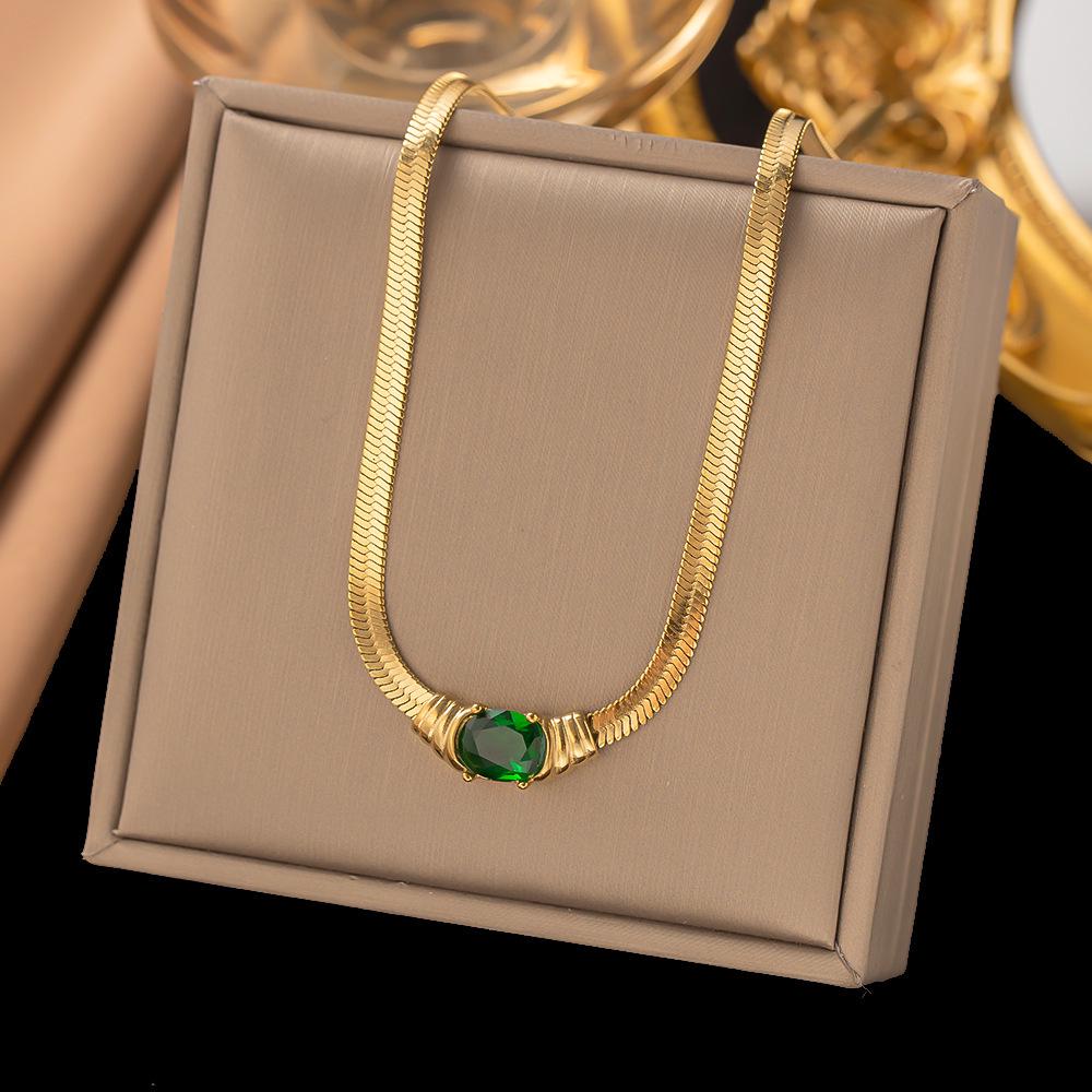 Stainless Steel Necklace with Green Zircon Pendant, Light Luxury Fashion Clavicle Chain