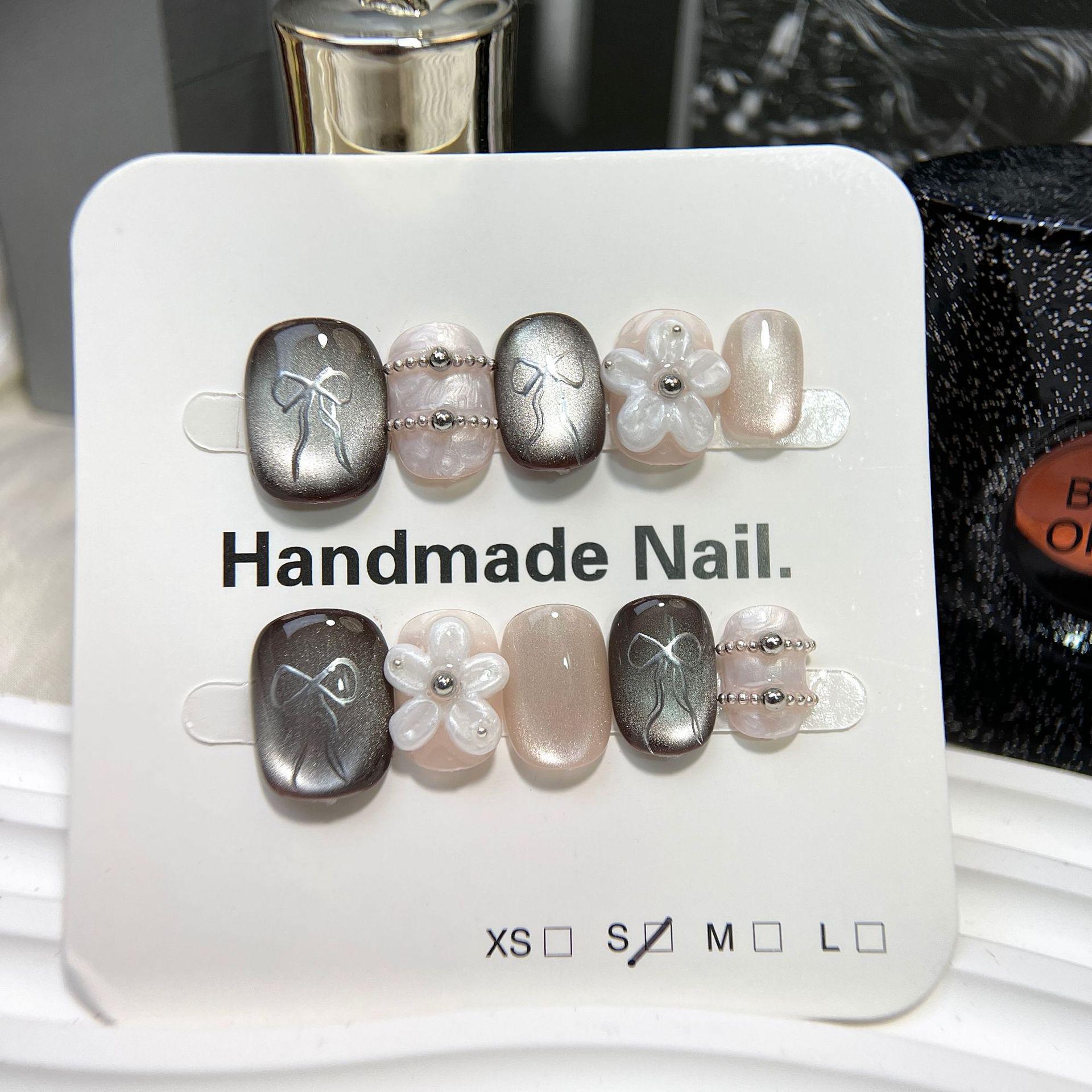 Elegant Red Cat Eye Polka Dot Bow Press-On Nails - New Year Style Whitening Manicure