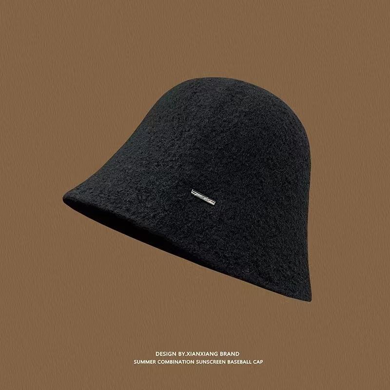 

Шляпа-ведро из новой шерсти, женская теплая и модная шляпа-ведро в британском стиле высокого класса, маленькая стандартная шляпа-ведро Average size