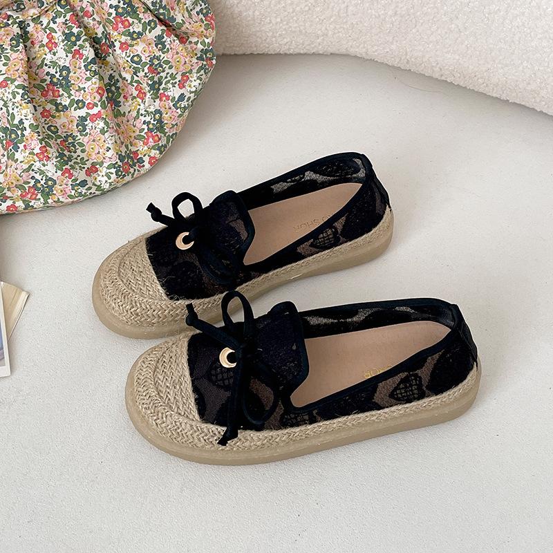 Fashion Retro Lightweight Thick-soled Heightening Shallow-mouth Single Shoes Women's 2025 New Summer One-pedal Versatile Mary Jane Shoes