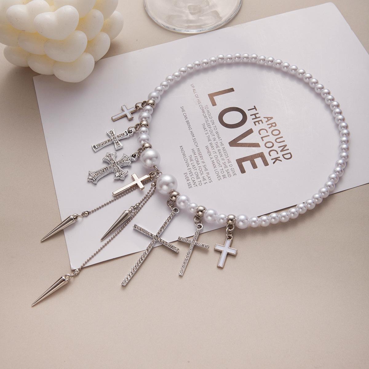 French High-End Light Luxury Collar Niche Opening Pearl Cross Rivet Fringed Necklace Exquisite Temperament Necklace