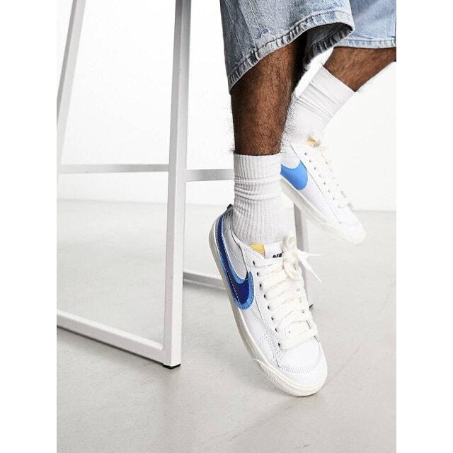 

Бело-синие кроссовки Nike Blazer Low 77 с двойным спреем-галочкой