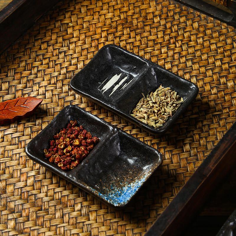 Japanese Style Ceramic Two-Compartment Sauce Dish Set