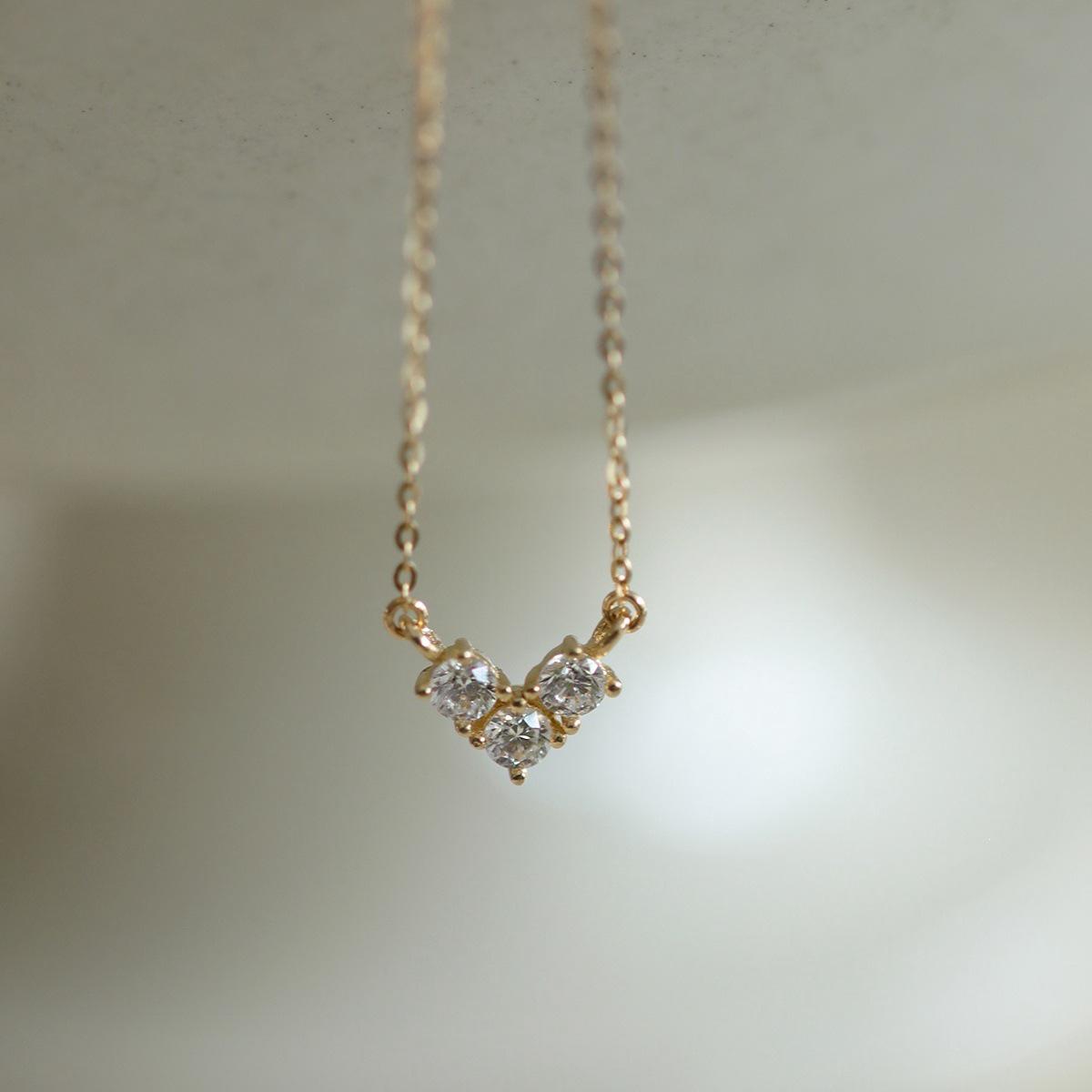 14K Gold-Plated S925 Sterling Silver Heart Necklace with Micro-Set Sparkle – Elegant Clavicle Chain for Versatile Style. 14K Gold
