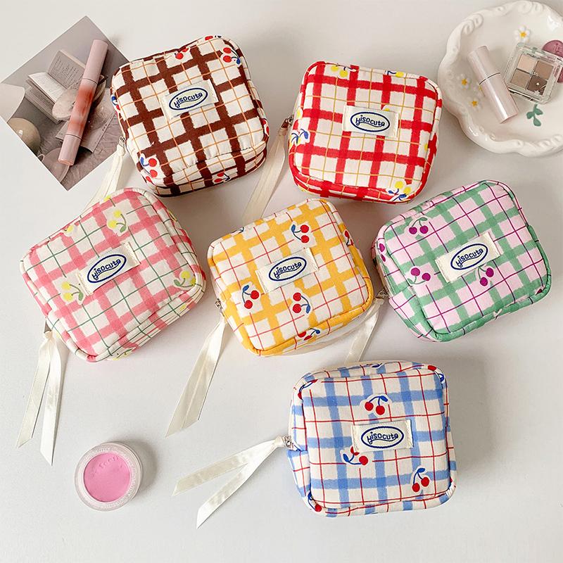 Sweet Plaid Cosmetic Bag Makeup Bag Travel Clutch Bag Menstrual Bag Sundry Storage Bag