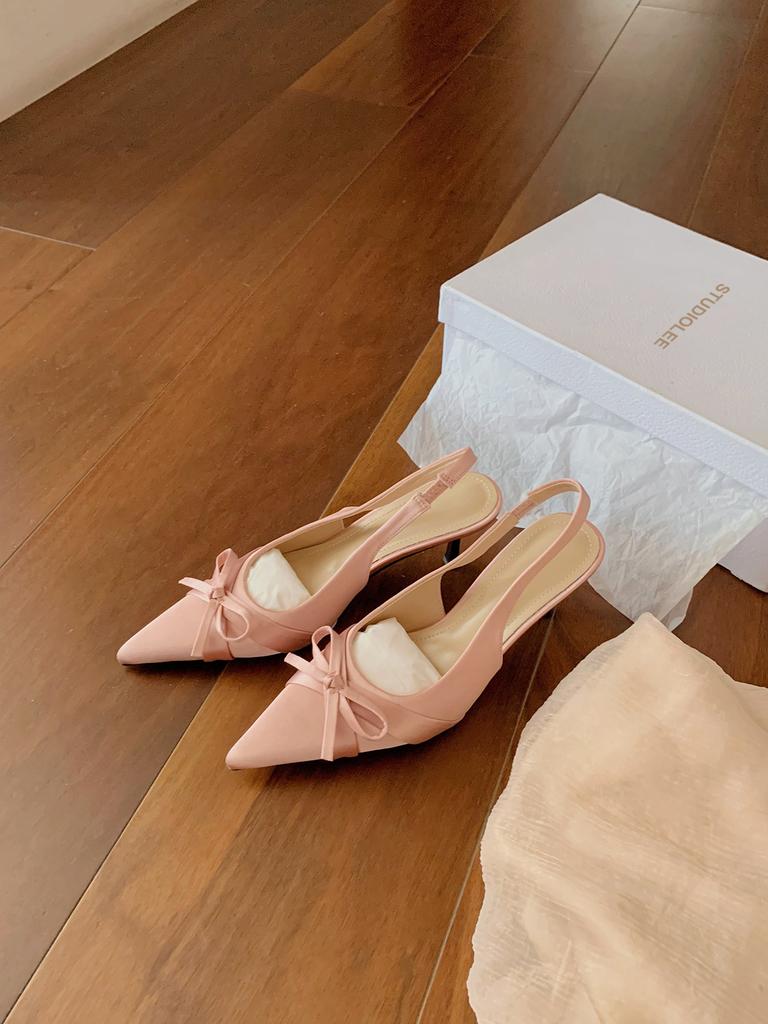 Grape Mother, the Same Style Shows Leg Length 7cm, Small Stiletto Heel, Satin Bow, Pointed Head, Rear Empty Single Shoes, French Bag Head Sandals.