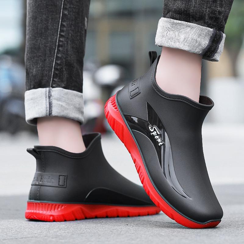 Winter velvet sports version short rain shoes men's fashion outer wear men's non-slip rubber shoes fishing men's warm water shoes