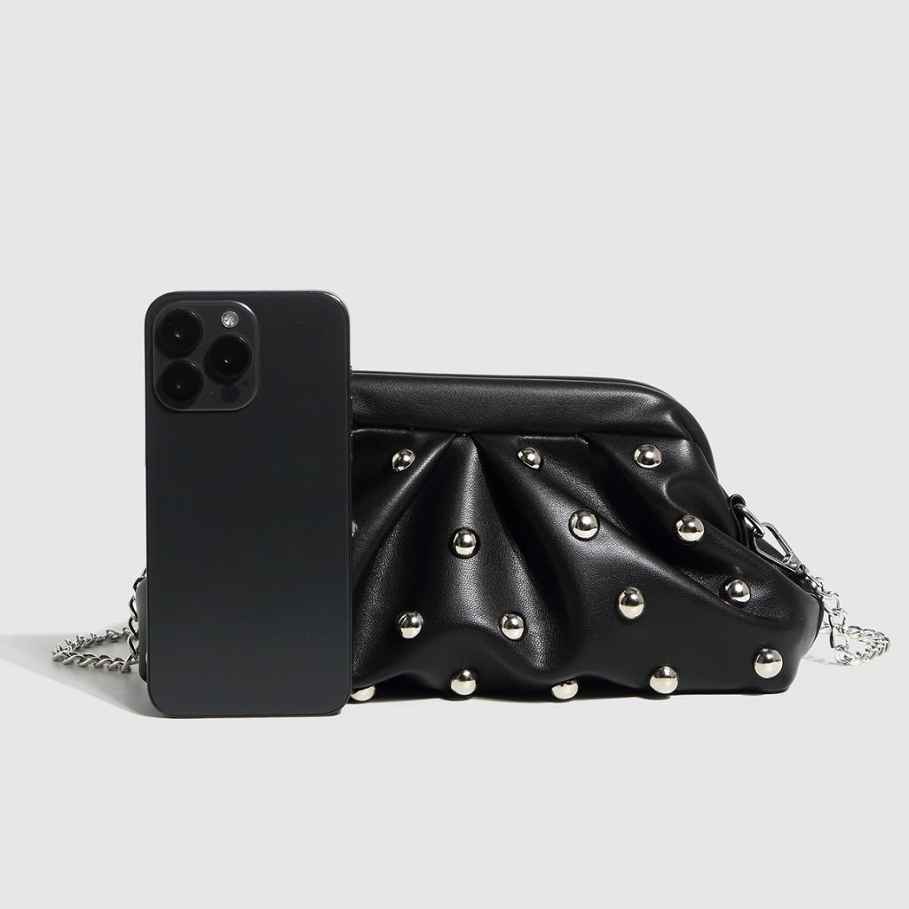 Trendy Shoulder Crossbody Clutch Bag with Mushroom Studs Chain Wrinkled Design Women's Fashion Underarm Bag for Multiple Occasions