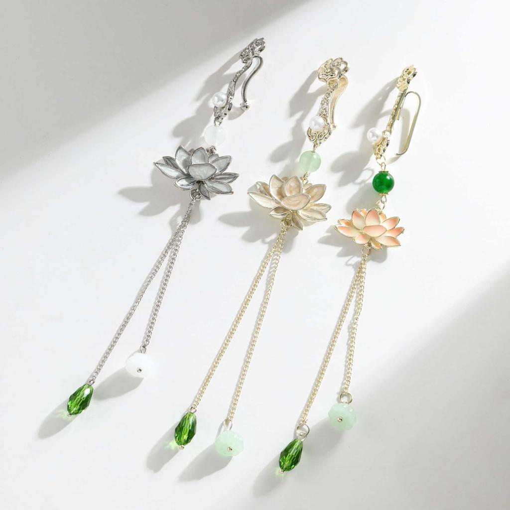 Antique Brooch Chinese Style Lotus Flower Brooch Cheongsam Button Tassel Retro Pendant Guofeng Clothes Accessories