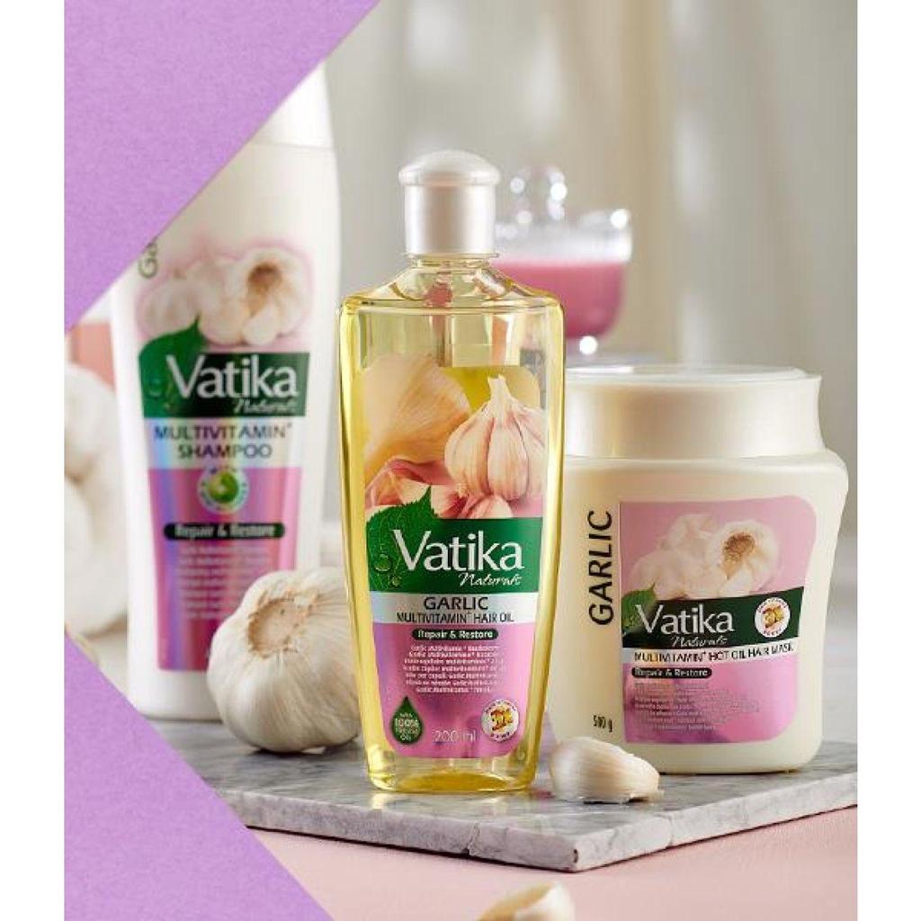 Maschera per capelli multivitaminica all'olio caldo all'aglio Vatika - Ripara e ripristina (Haarkur) 500g