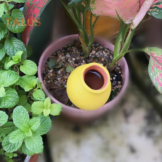 4 pezzi di gocciolatori per irrigazione in terracotta, picchetti per piante auto-irriganti, irrigatori a goccia in argilla di lunga durata per piante da interno ed esterno