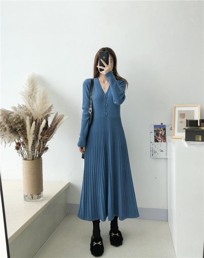 Women's V-Neck A-Line Sweater Dress: Elegant Slimming Knit for Autumn/Winter 2026