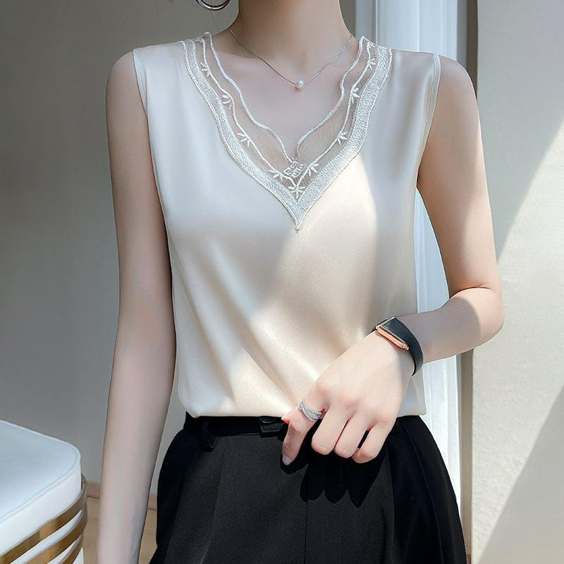 

Camisole Small Shirt, Sleeveless Bottoming Lace V-neck 3XL бежевий