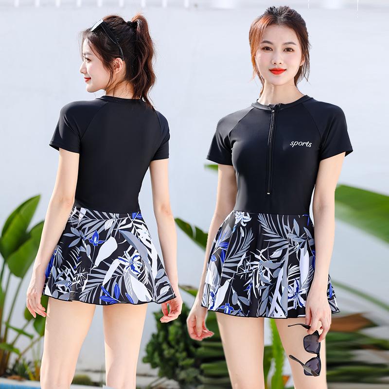 2026 Women s Long Sleeve One-Piece Swimsuit: Sun Protection, Solid Color, Patchwork, Zipper, Customizable, Conservative Style XL