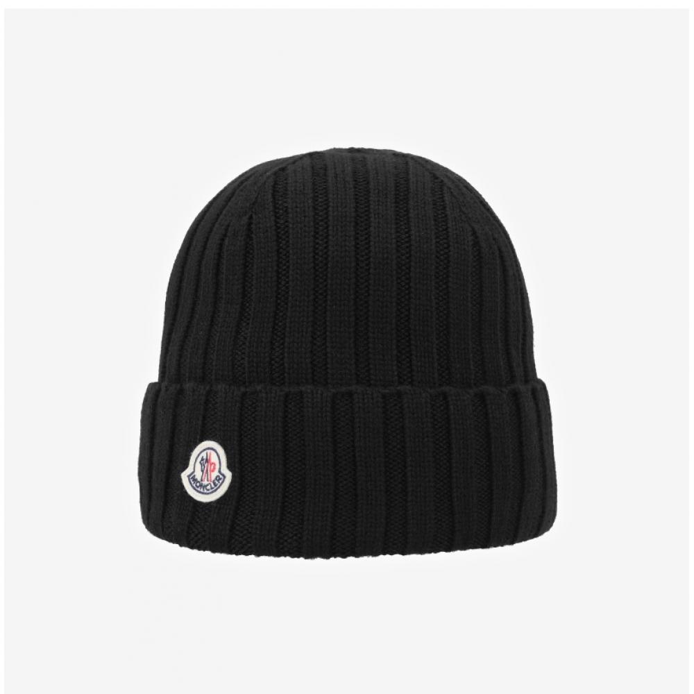 Moncler Logo Patch Beanie 3b00036 A9327 999