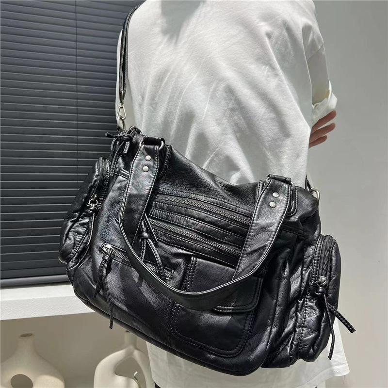 Ladies Y2K Washed Spice Girl Locomotive Bag Large Capacity Multi-Pocket Shoulder Messenger Bag