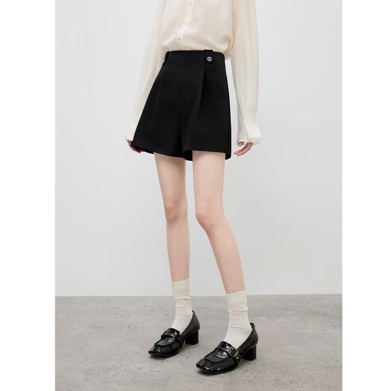 Qiushui Yiren Women's A-Line Casual Shorts