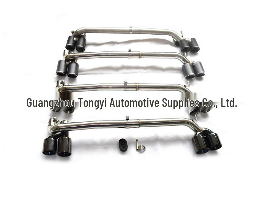 BMW Seria 3 & 4 (320LI, 330M, 420, 425, 430, 428) Modificare țeavă de eșapament cvadruplă cu vârf din fibră de carbon.
