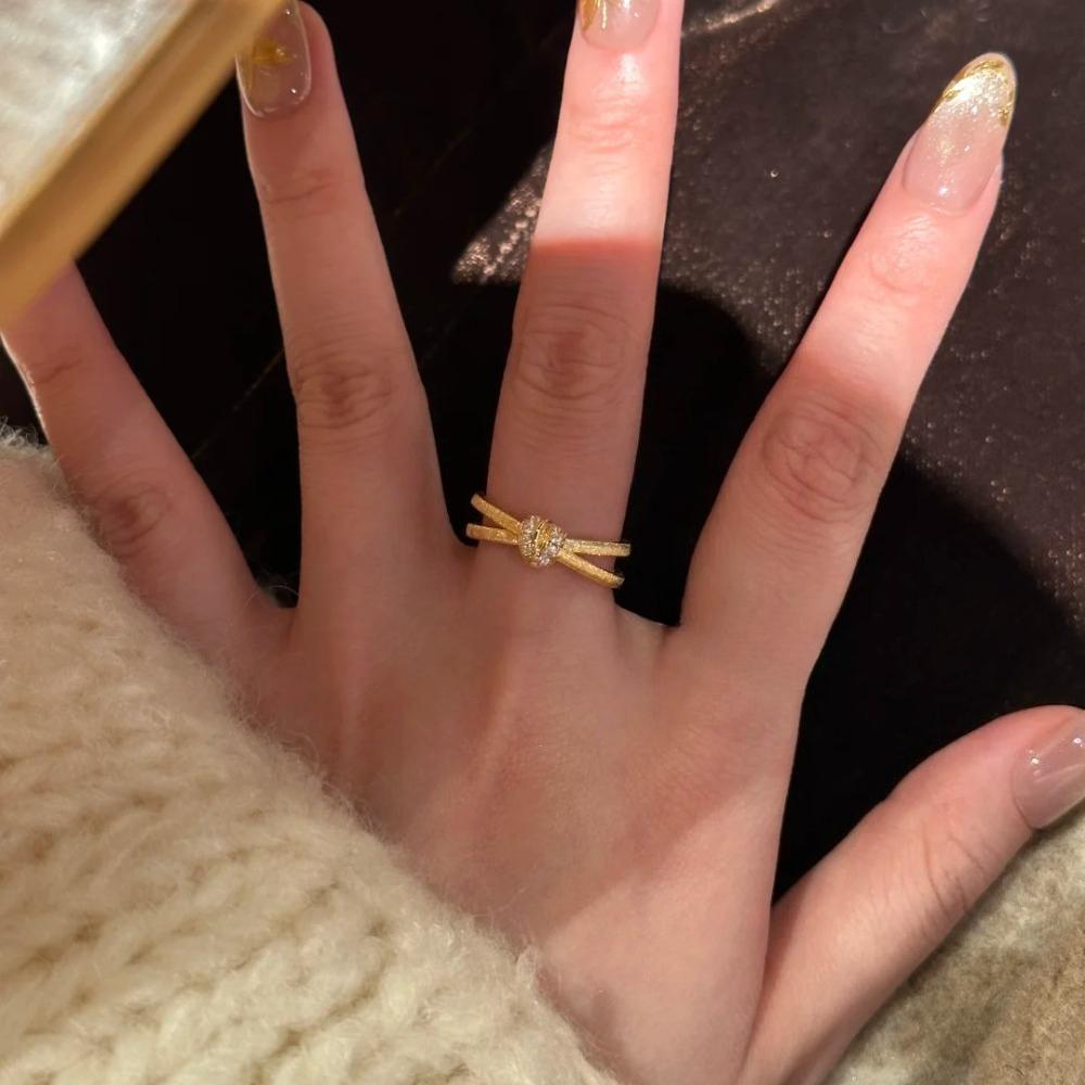 

Elegant Gold Plated Knot Ring for Women Braided Bow Design Fashion Minimalist Light Luxury Jewelry adjustable