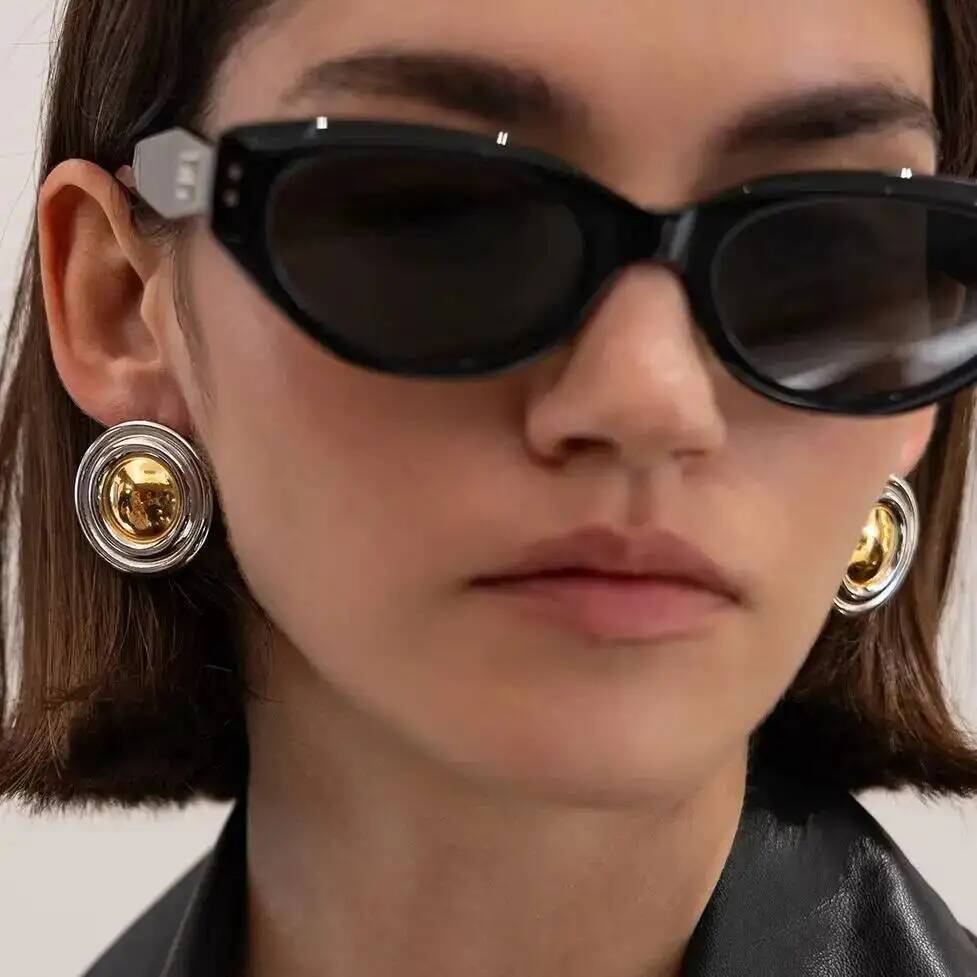 Salircon 2026 New Fashion Vintage Round Geometry Stud Earring Women Stainless Steel Gold Color Waterproof Jewelry Accessories
