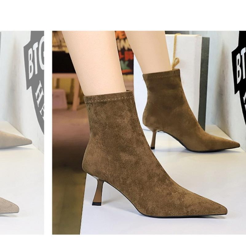 Pointed Toe Slim Boots Women Retro Suede Mid Heel French Style Ankle Boots
