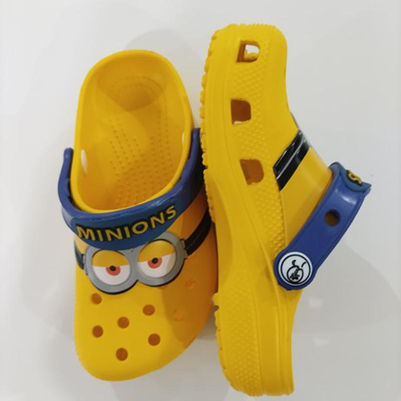 Cute Big Eyes Doll Anime Minionsed Cave Sandals Slipper Eva Multifunctional Waterproof Super Plush-Soled Beach Shoes Rain Shoe