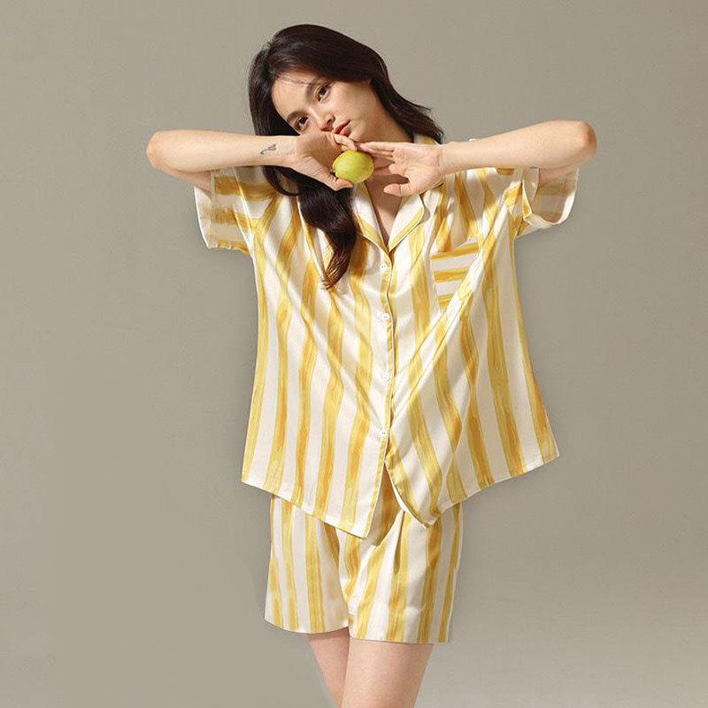 

Yellow Stripe Casual Cotton Pajama Set for Women - Short Sleeve Cardigan and Shorts L