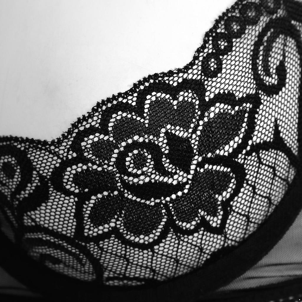 Sutiã de renda floral transparente feminino com aro e design halter, lingerie com seios nus para ocasiões especiais