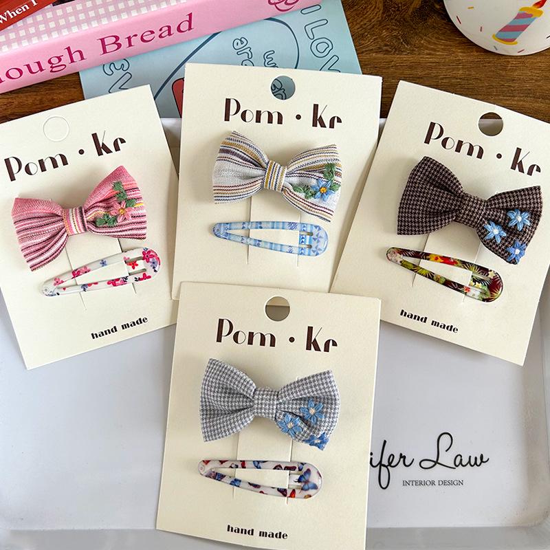 Haarspange Haarnadel im koreanischen Stil mit Karomuster und Blume