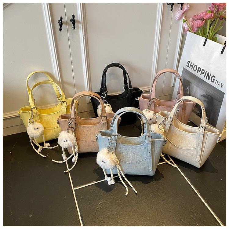 Large-capacity Bag Women's Summer Versatile 2025 New Casual Messenger Korean Version Portable Commuter Tote Bag