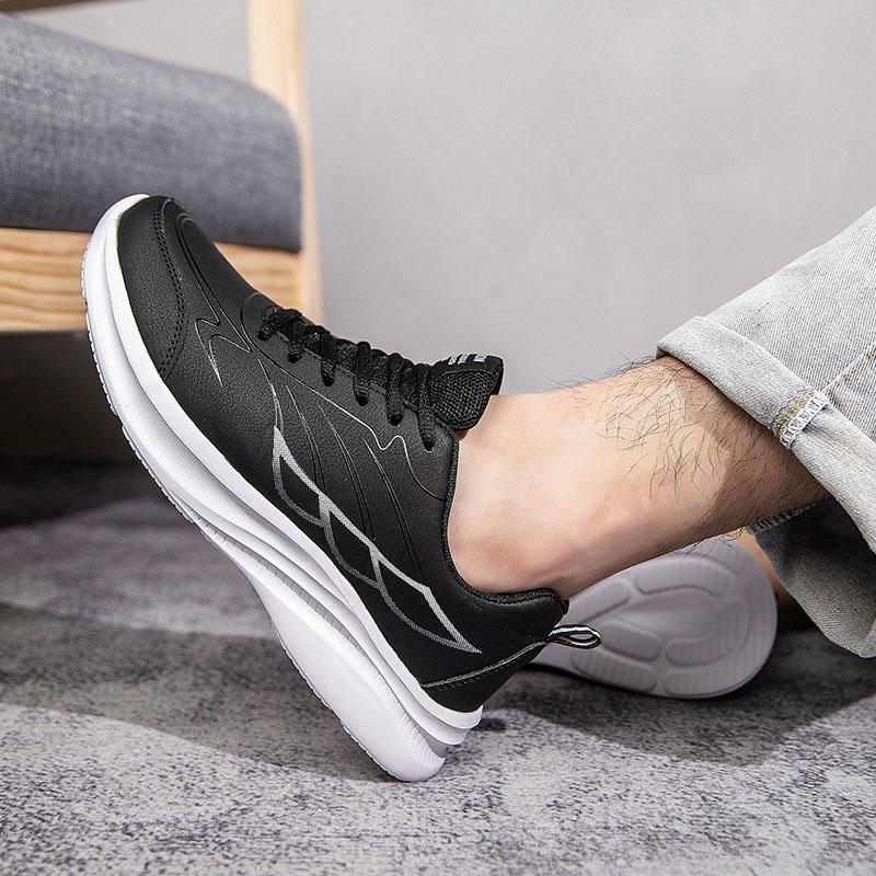 Fashion Men Sports Shoes Low Top Casual Vulcanized Shoes Men Soft Comfortable Breathable Sneakers for Men Zapatillas Hombre Leather Blac