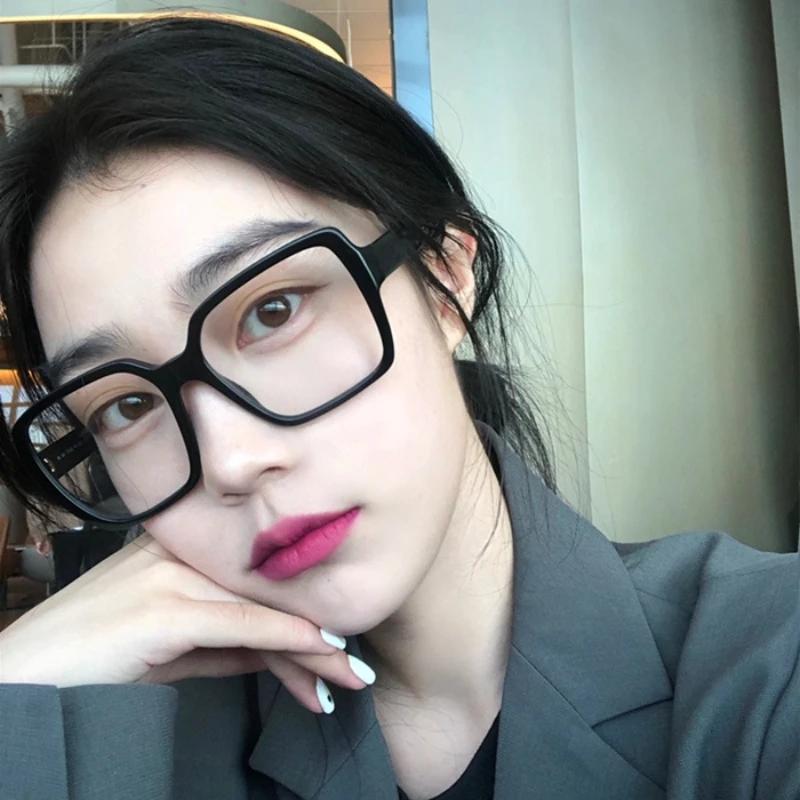 Vintage Square Frame Clear Lens Eyeglasses Fashion Women'S Luxury Plain Eyewear Ultra Light Anti-Blue Light Optical Eyeglasses
