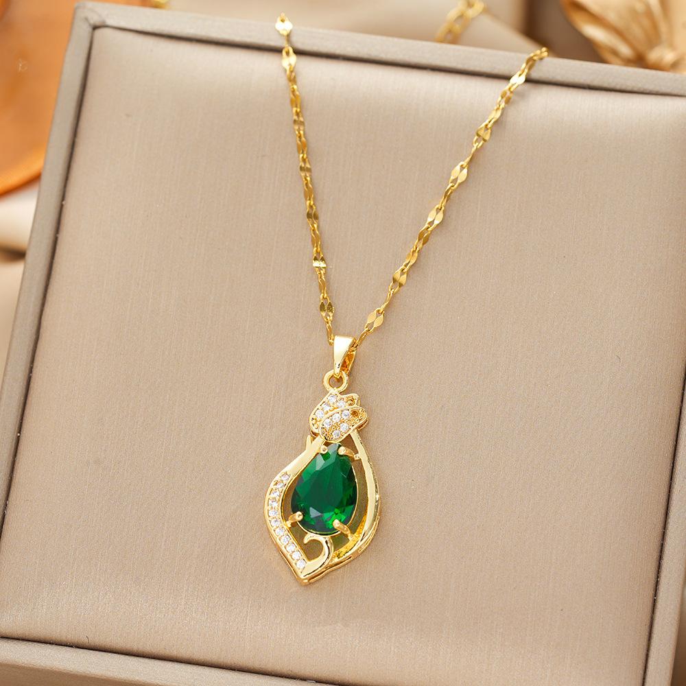 Fashionable Drop Shaped Green Zircon Necklace For Women Elegant Collarbone Chain Versatile Necklace Jewelry