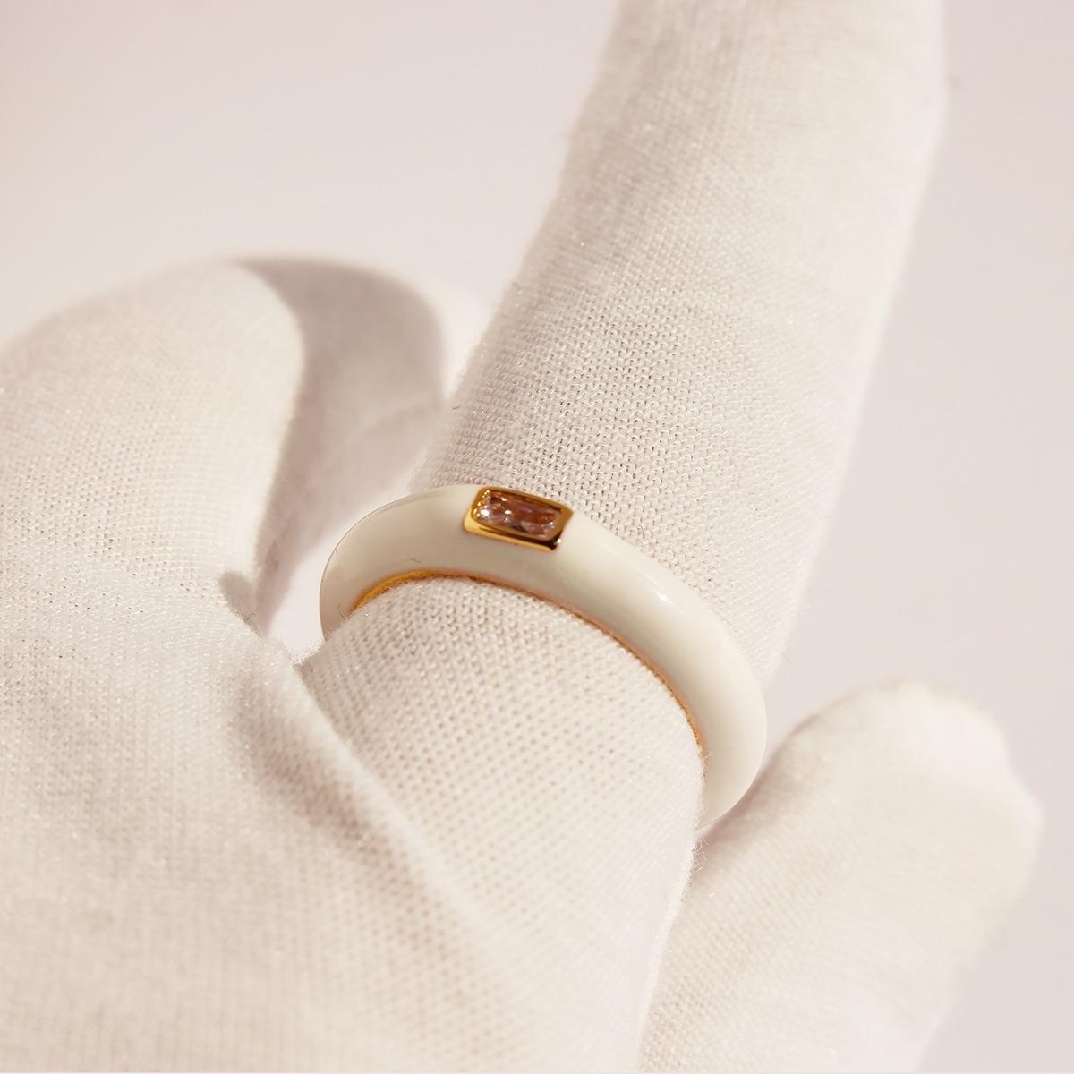 Кольцо с маленьким кубиком сахара в форме звезды и циркония, синей эмалью, регулируемое, белое, 343 adjustable opening белый