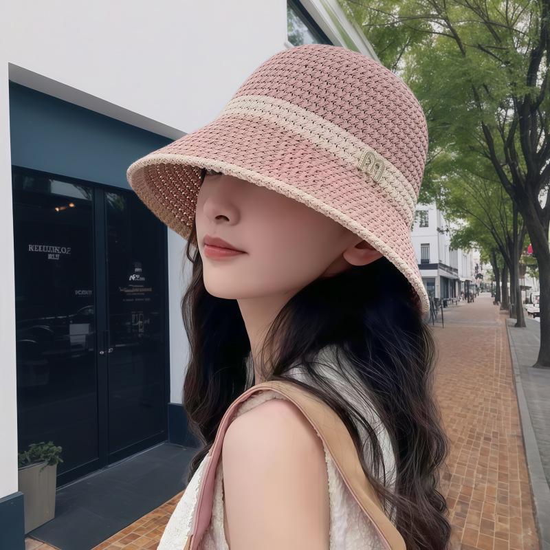 Women's Fashionable Sun Protection Hat - Breathable & Versatile Fisherman Style, Creates a Slimmer Face Look. Perfect for Summer & Spring Outings.