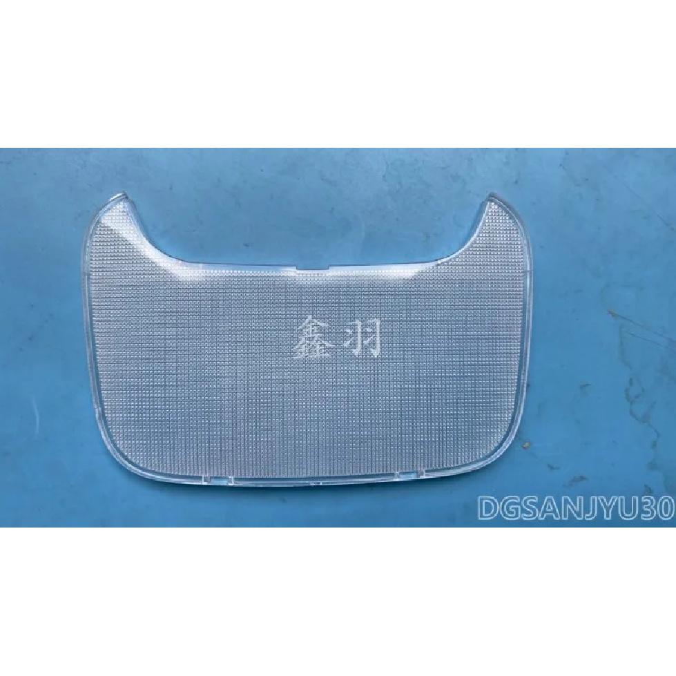 LANCER CY0A CZ4A Outlander CW0W EVO9 CT9A EVOX pajero V73 ЛИНЗА, ЦЕНТР. ЗАД. ФОНАРЬ САЛОНА MR250712