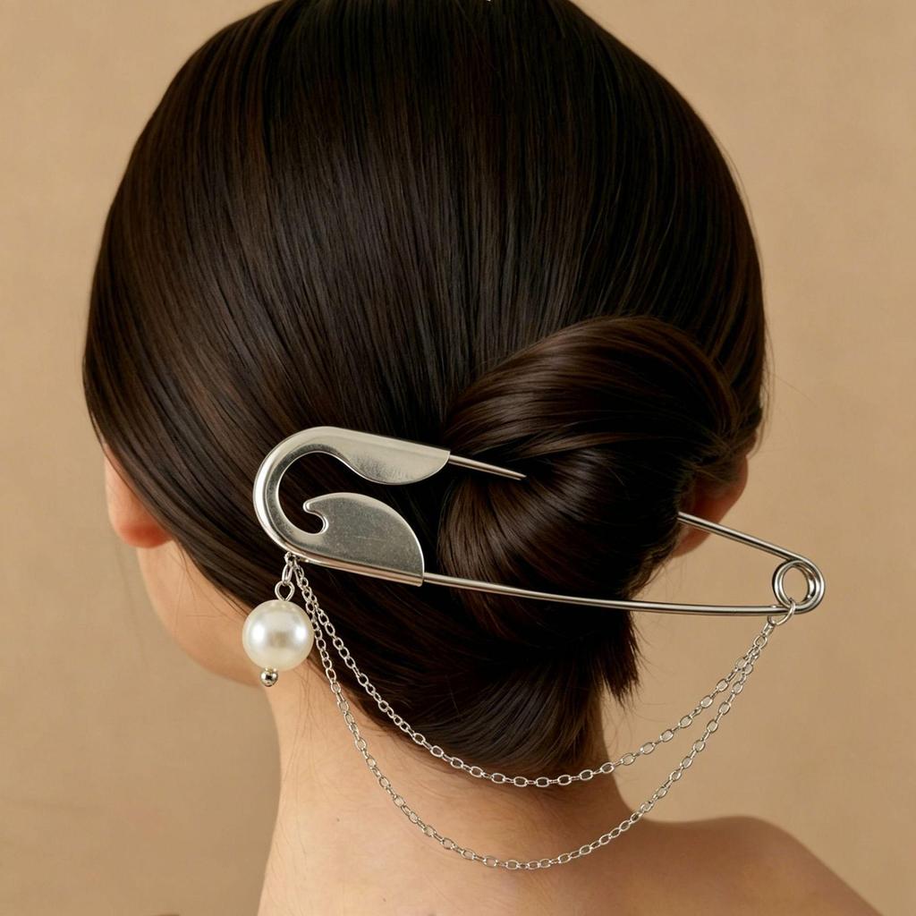 Stylish Large Silver Hair Brooch: Creative Metal Claw Clip for Thick Hair