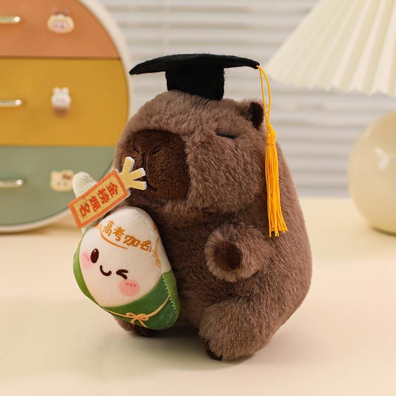 12cm Cartoon Spaß Abschlusskappe Capybara Plüschtier Anhänger Schwimmring Arzthut Frosch Capybara Plüschspielzeug Heimdekoration Geschenk für Kind