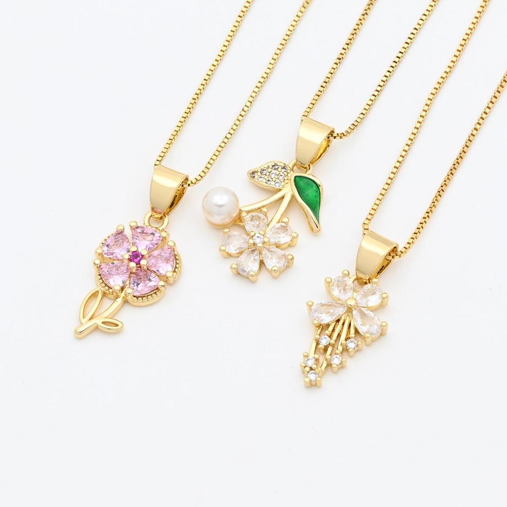 European Light Luxury Sunflower Zirconia Pendant Necklace for Women