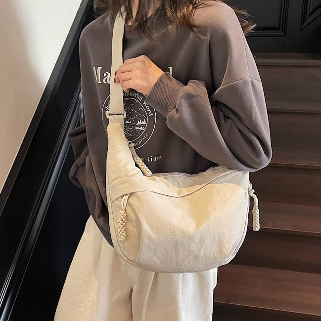 Women's Sporty Oxford Canvas Crossbody Bag - Large Capacity, Solid Color, Fashionable Dumpling Style