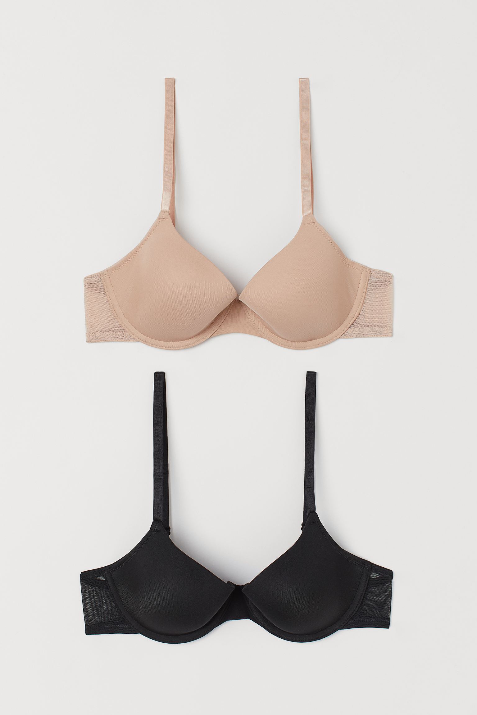 

Комплект из двух бюстгальтеров на косточках с мягкой подкладкой