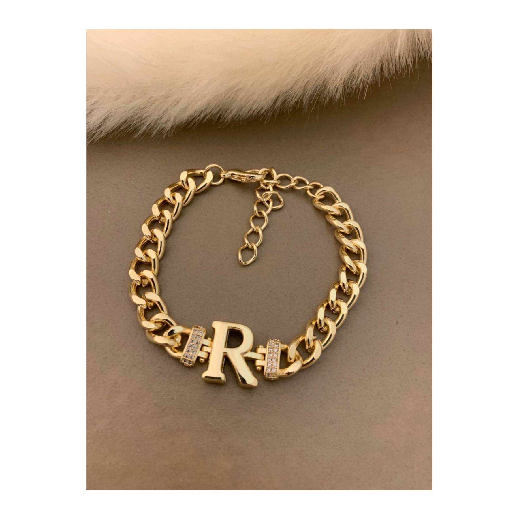 

R Letter Thick Chain Bracelet With Zircon Stone