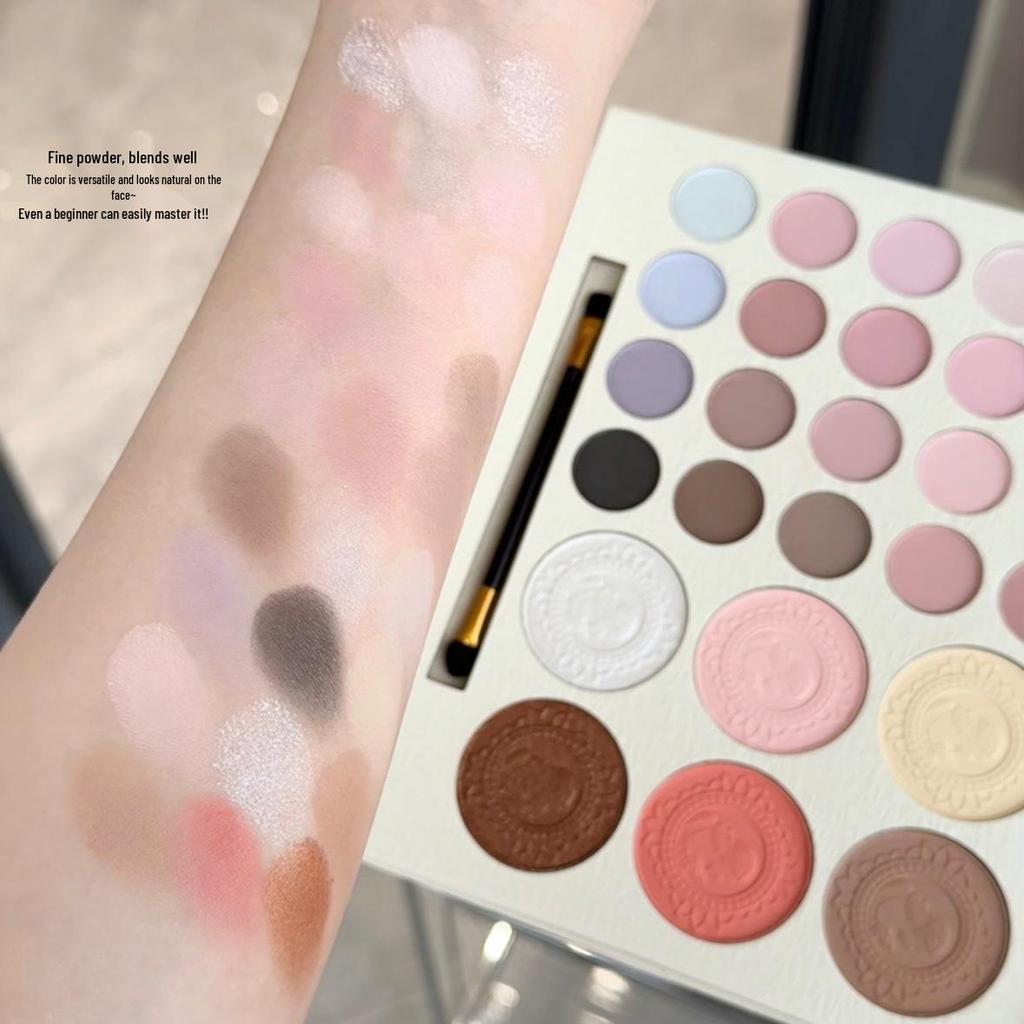 ErshiQi 26-Color All-in-One Girl Eyeshadow Palette: Shimmer, Matte, Highlight, Blush & Contour.